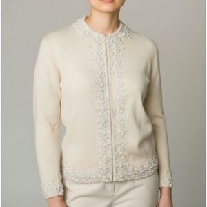 Vintage 50's Valentina Angora Wool Sweater Size Medium Cream Preppy Pinup